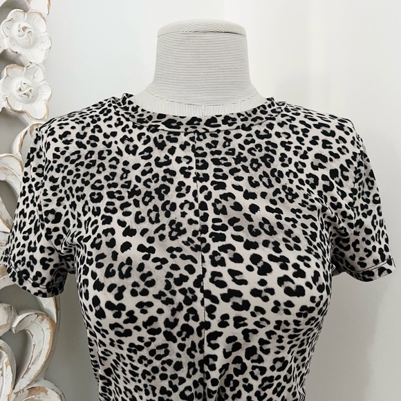 Leopard Soft T-Shirt - Picture 7 of 9